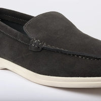 Svarta slip-on loafers i mocka för män, bekväm passform