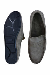 Herrskor i äkta mocka, tvättade designerslip-on, mockasiner och eleganta vardagsskor
