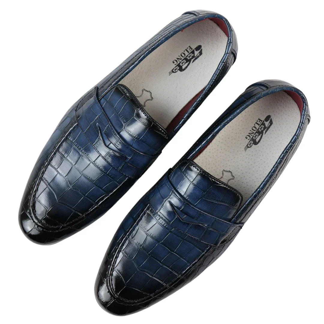Marinblå slip-on loafers för män