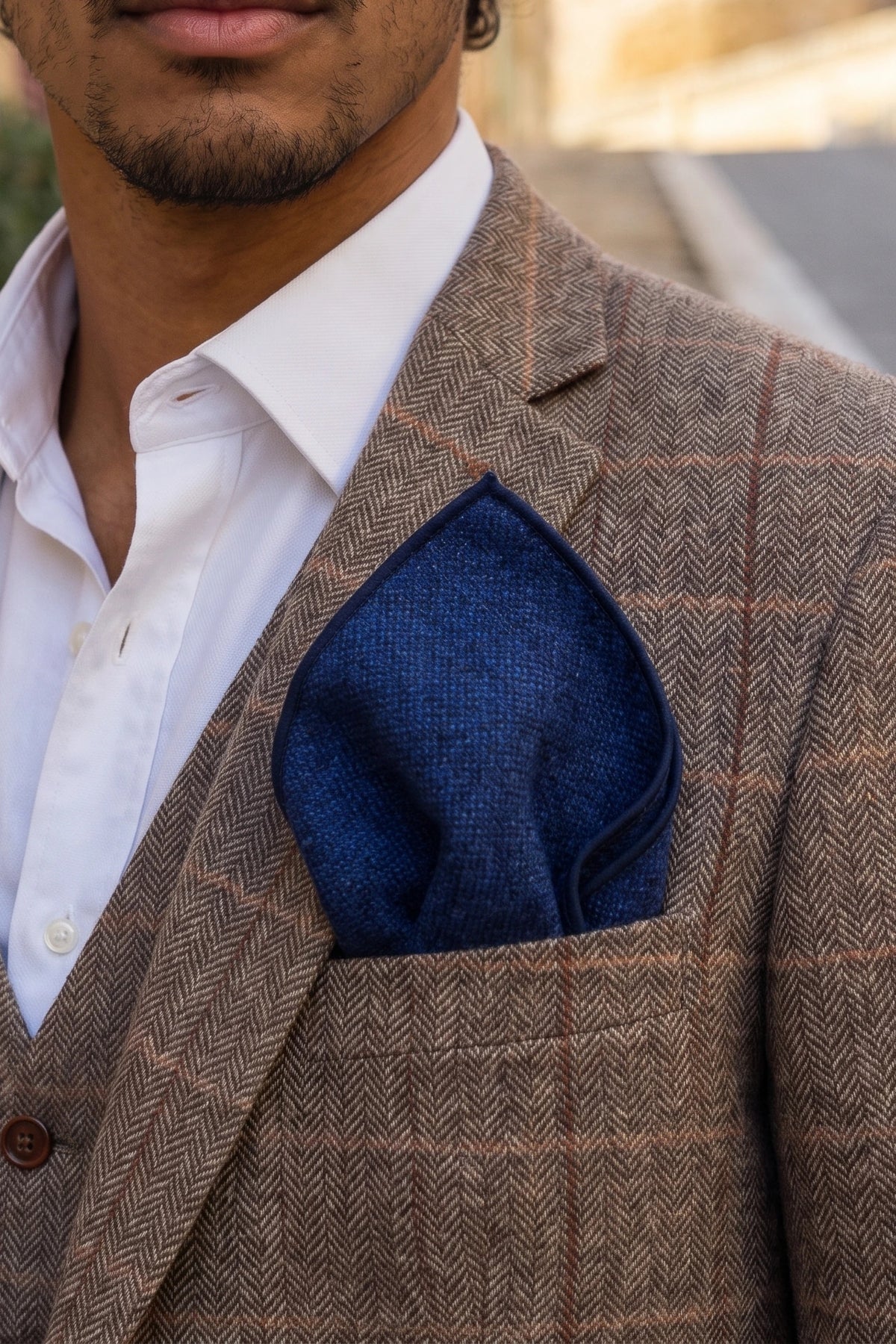 Herrnäsduk i marinblått tweed-ullblandat tygtyg