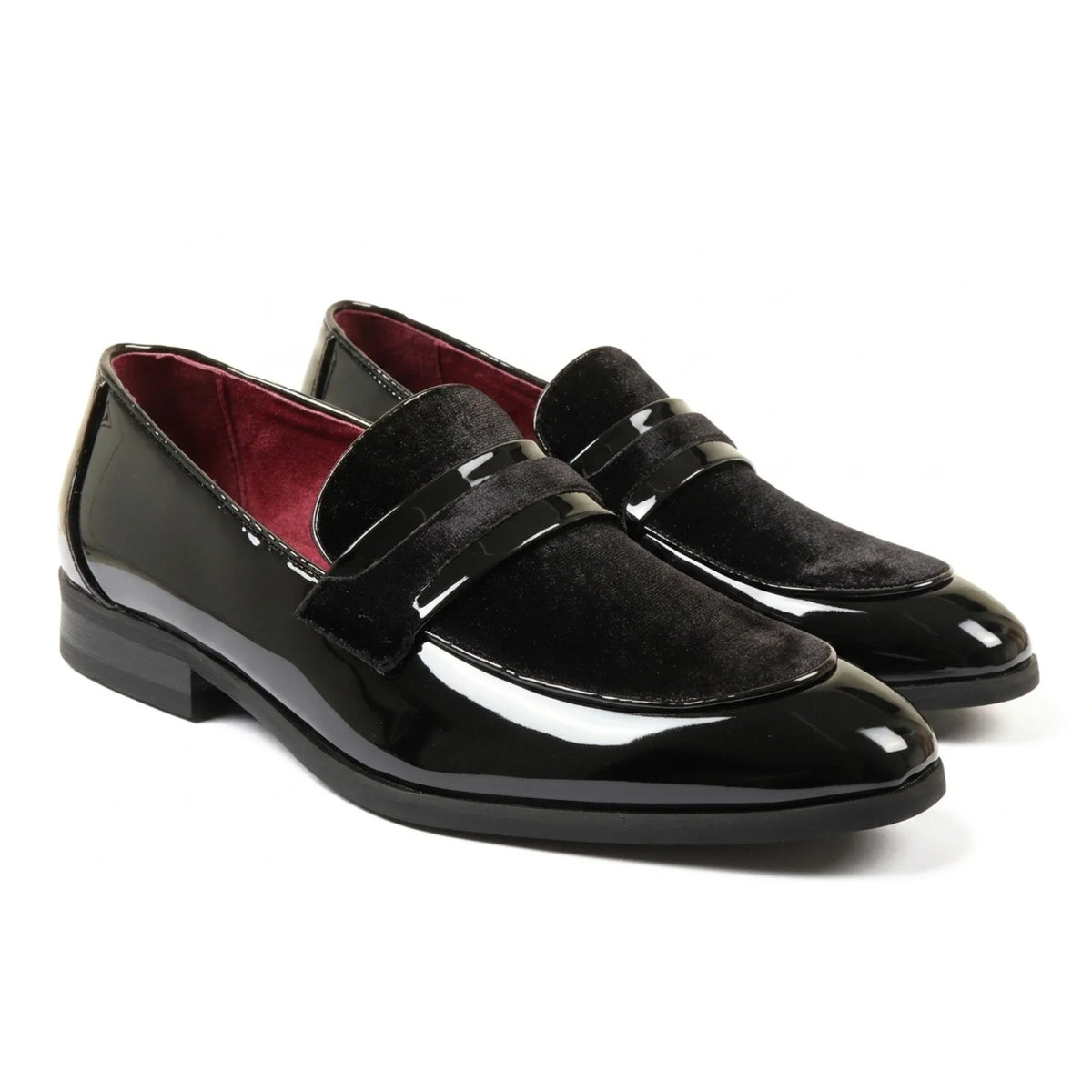 Herrslip-on loafers med veganskt läder och sammetsdetaljer i lack