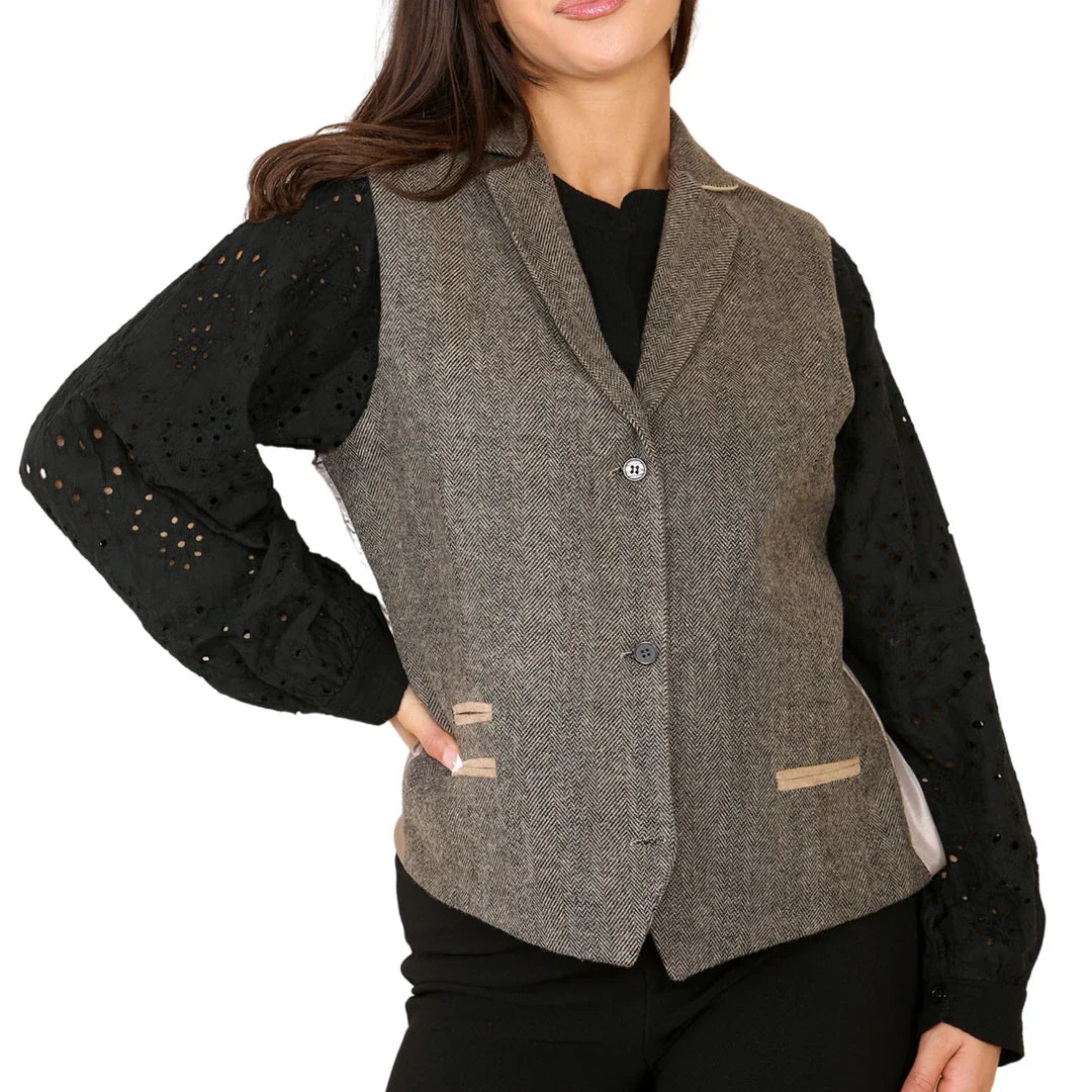 Damväst i fiskbensmönstrad tweed i ekbrun klassisk stil