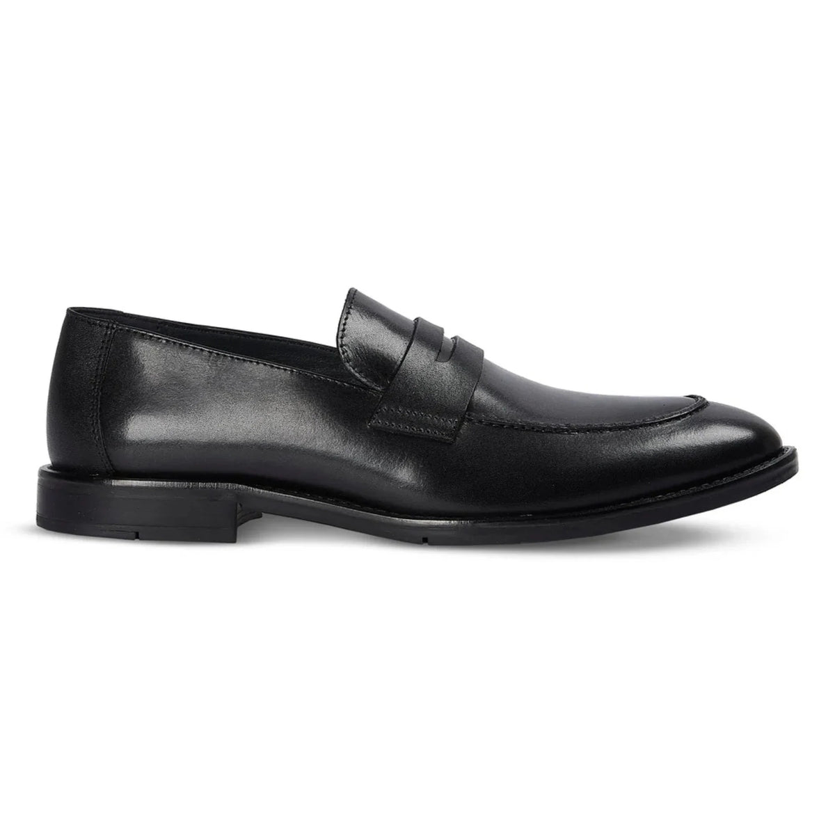 Ted - Svarta klassiska herrloafers i läder med mockatå